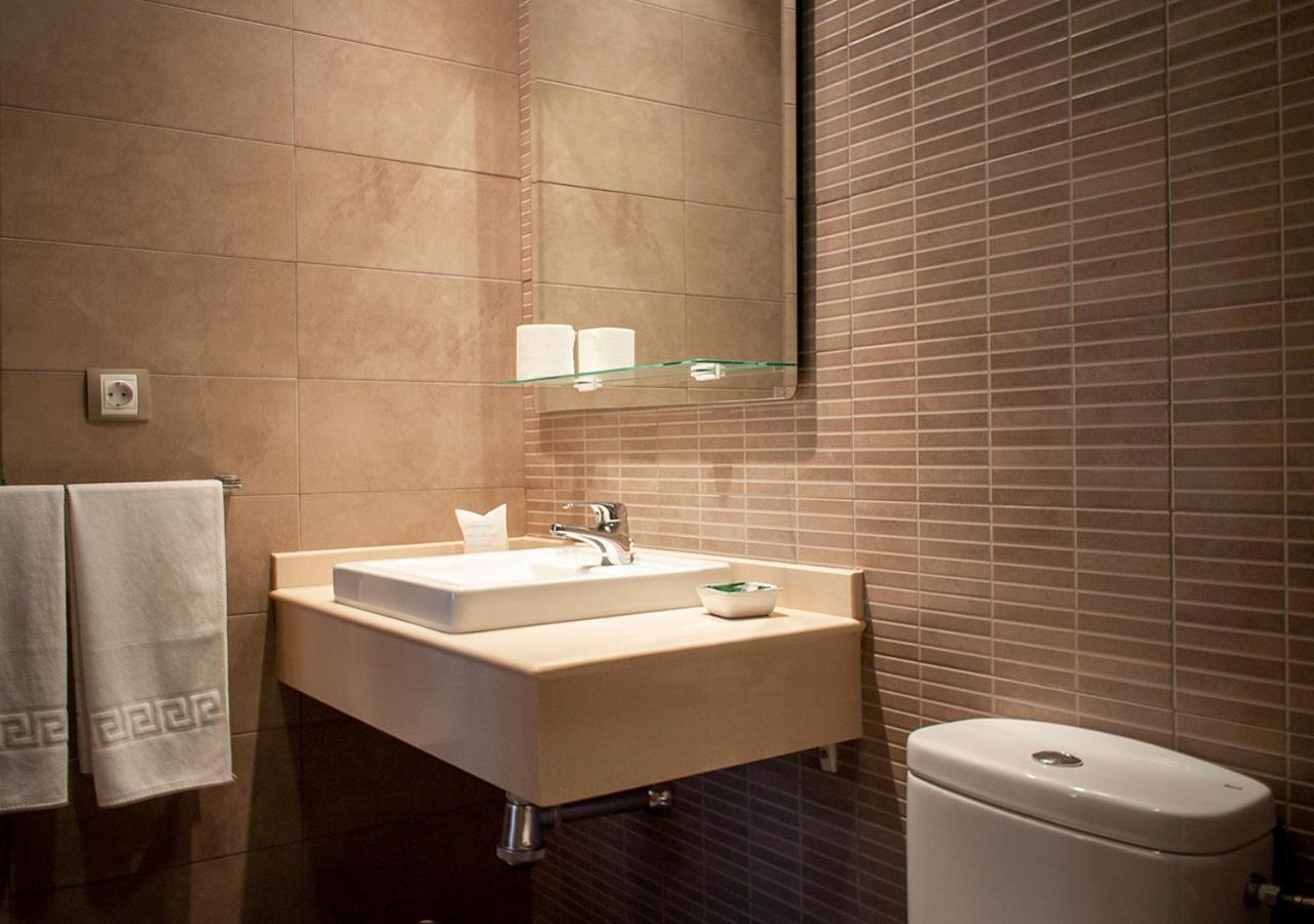 Hotel La Zambra Mancha Real Bagian luar foto